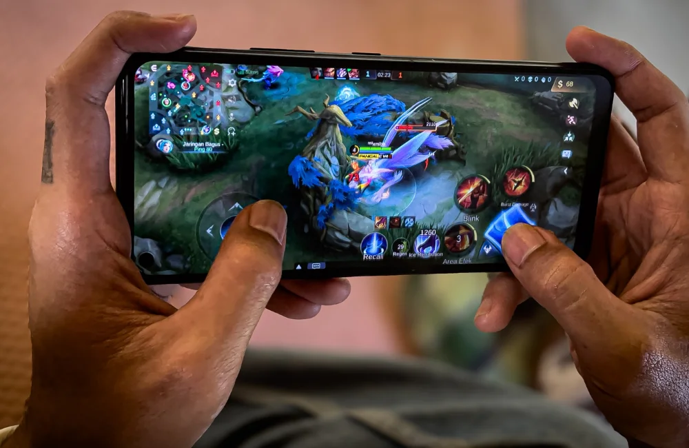 ระบบเกม MLBB กับ ROV